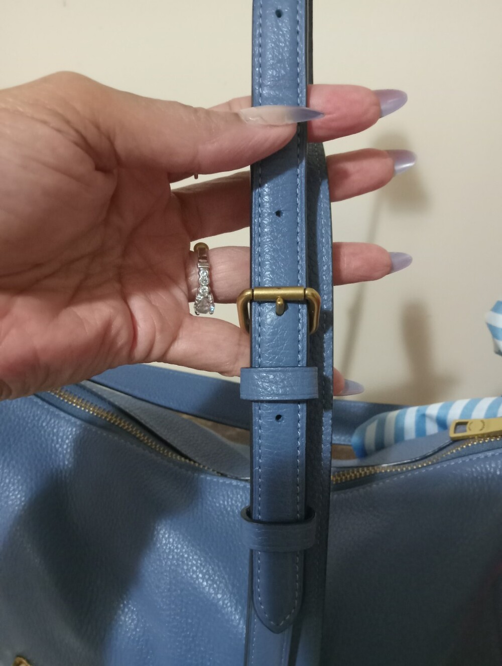 Coach 2019 Elle 2way Hobo Bag EUC - Picture 9 of 16